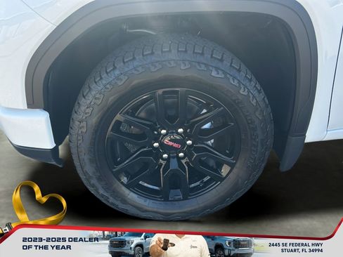 New 2026 GMC Sierra 1500 Elevation image 10
