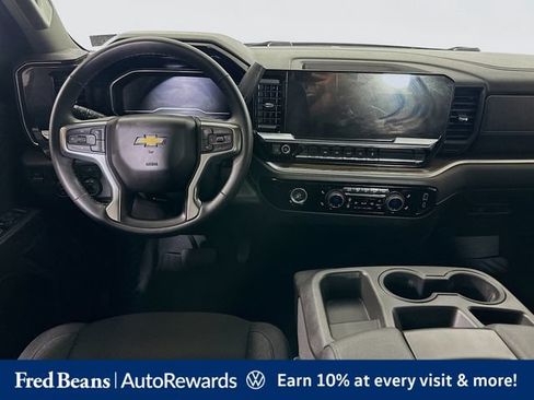 Used 2023 Chevrolet Silverado 1500 LT AWD/4WD image 28