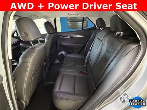 Used 2025 Buick Envision Preferred image 17