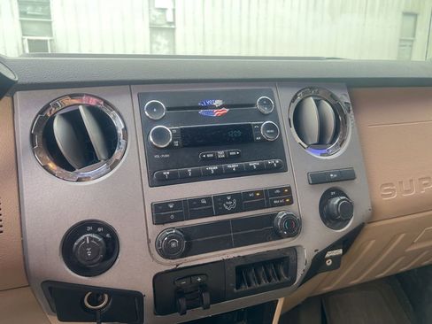 Used 2013 Ford F250 XLT image 12