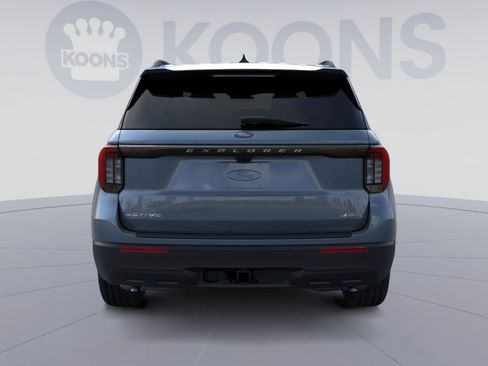New 2026 Ford Explorer Active AWD/4WD image 7