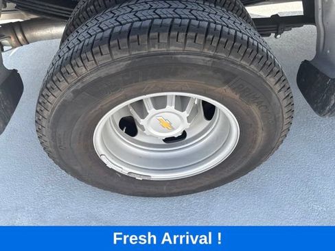 Used 2026 Chevrolet Silverado 3500 W/T AWD/4WD image 22