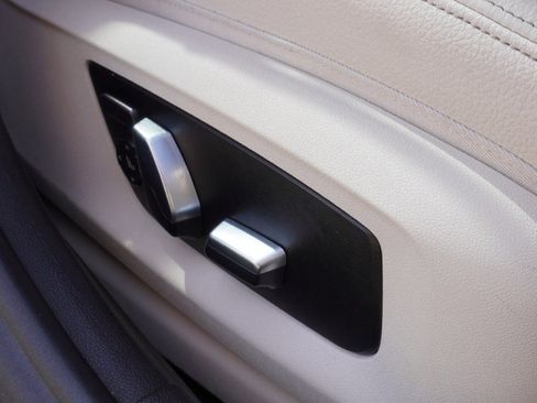 Used 2017 BMW 530i xDrive 530I XDRIVE image 14