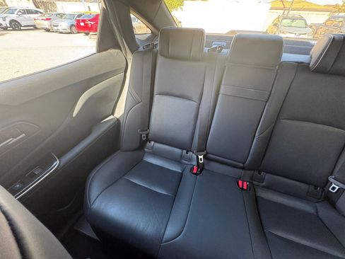 Used 2025 Toyota Crown XLE image 39