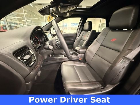 Used 2025 Dodge Durango GT image 12
