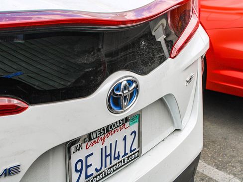 Used 2022 Toyota Prius Prime XLE FWD image 16