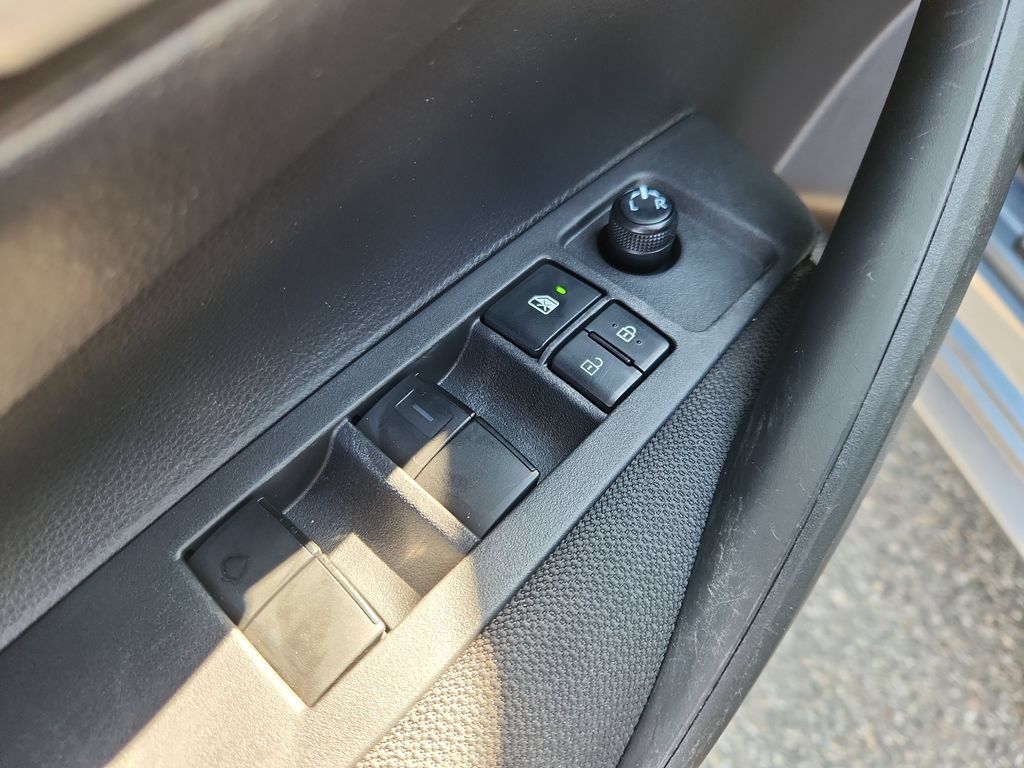 Used 2020 Toyota Corolla LE w/ Body Protection Package FWD image 11