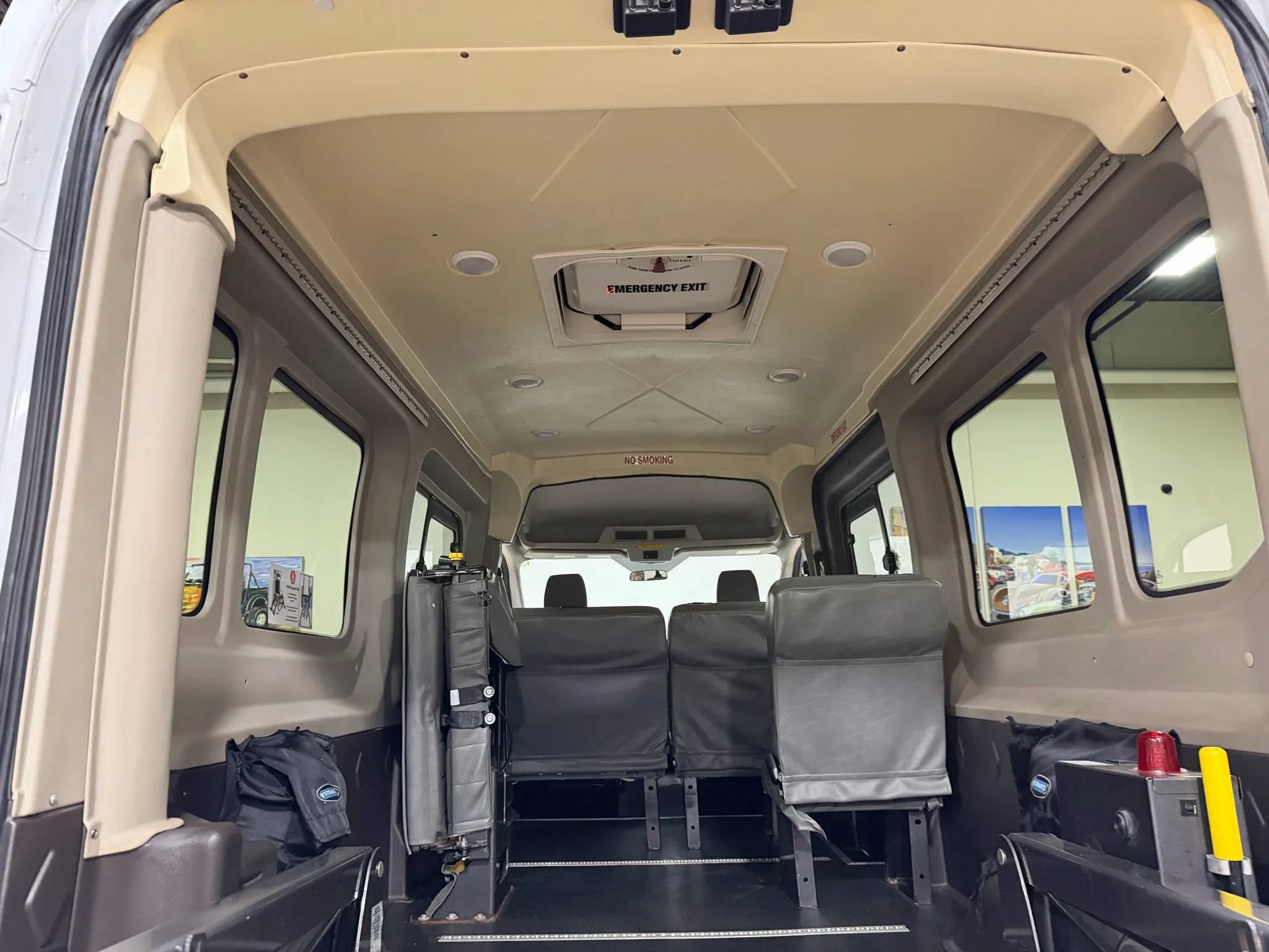Used 2015 Ford Transit 250 148 Medium Roof RWD image 44