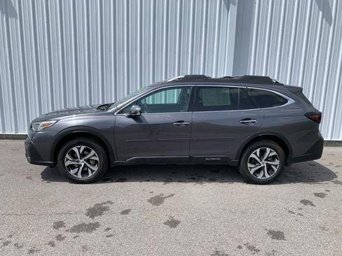 Certified 2022 Subaru Outback Touring XT w/ Popular Package #2 AWD/4WD image 3