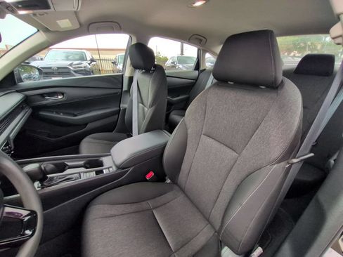 Used 2025 Honda Accord LX image 24