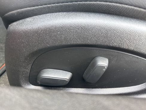 Used 2018 Chevrolet Camaro SS w/ Hot Wheels Edition image 11