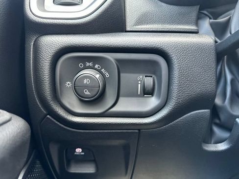 New 2026 RAM 1500 Express AWD/4WD image 26
