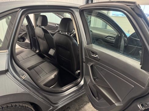 Used 2023 Volkswagen Jetta SE image 20