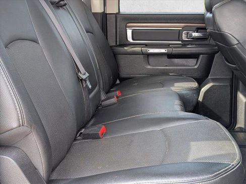 Used 2014 RAM 1500 Laramie w/ Convenience Group AWD/4WD image 18