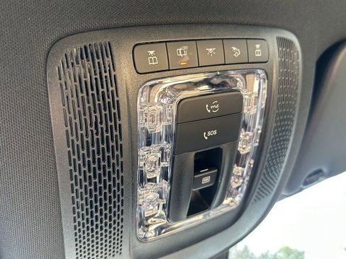 New 2026 Mercedes-Benz GLS 450 4MATIC image 33