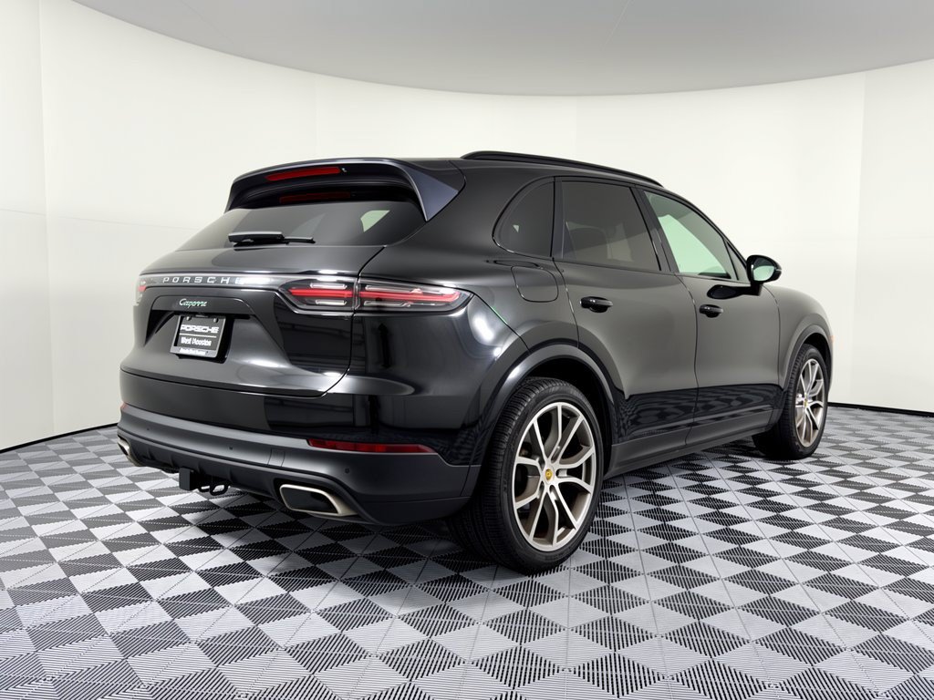 Certified 2023 Porsche Cayenne AWD/4WD image 9