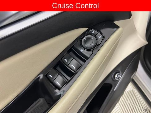 Used 2021 Buick Enclave Essence w/ Sound and Sites Package image 13