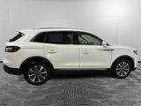 Used 2022 Lincoln Nautilus Reserve w/ Luxury Package image 5