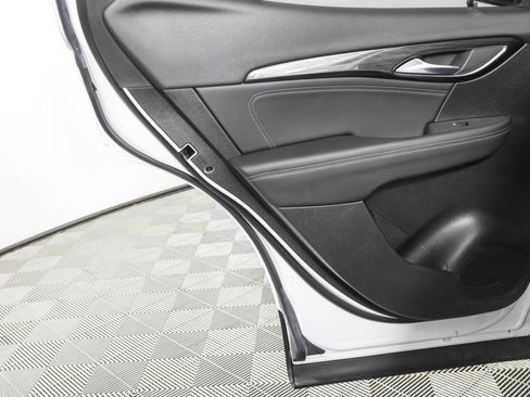 Used 2023 Buick Envision Essence w/ Sport Touring Package AWD/4WD image 40
