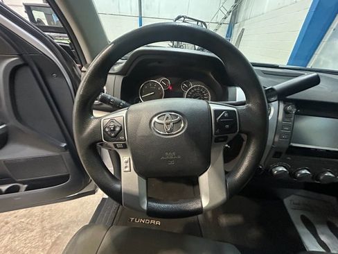 Used 2014 Toyota Tundra SR5 image 11
