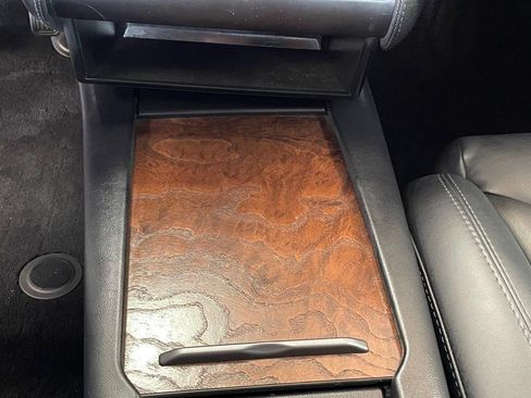 Used 2019 Tesla Model S Standard Range image 38