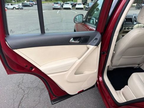 Used 2016 Volkswagen Tiguan S AWD/4WD image 27