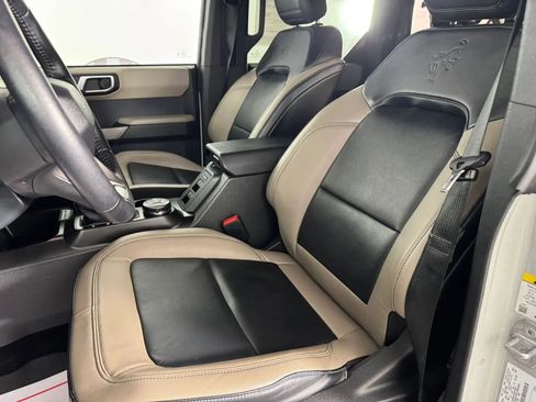 Used 2022 Ford Bronco Wildtrak AWD/4WD image 32