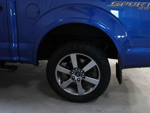 Used 2017 Ford F150 XLT w/ Equipment Group 302A Luxury AWD/4WD image 27