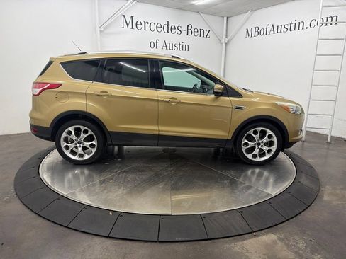 Used 2014 Ford Escape Titanium w/ Equipment Group 401A FWD image 8