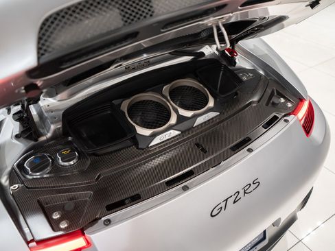 Used 2018 Porsche 911 GT2 RS image 62