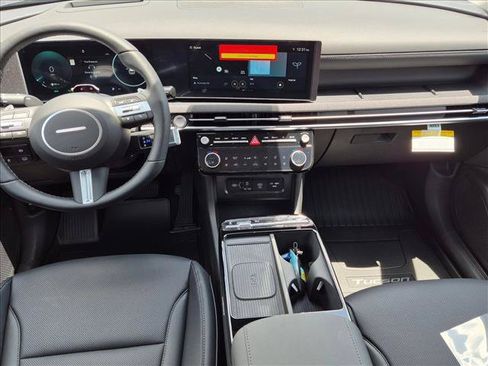 New 2026 Hyundai Tucson Limited AWD/4WD image 14