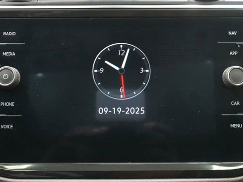 Used 2022 Volkswagen Tiguan SEL R-Line image 40