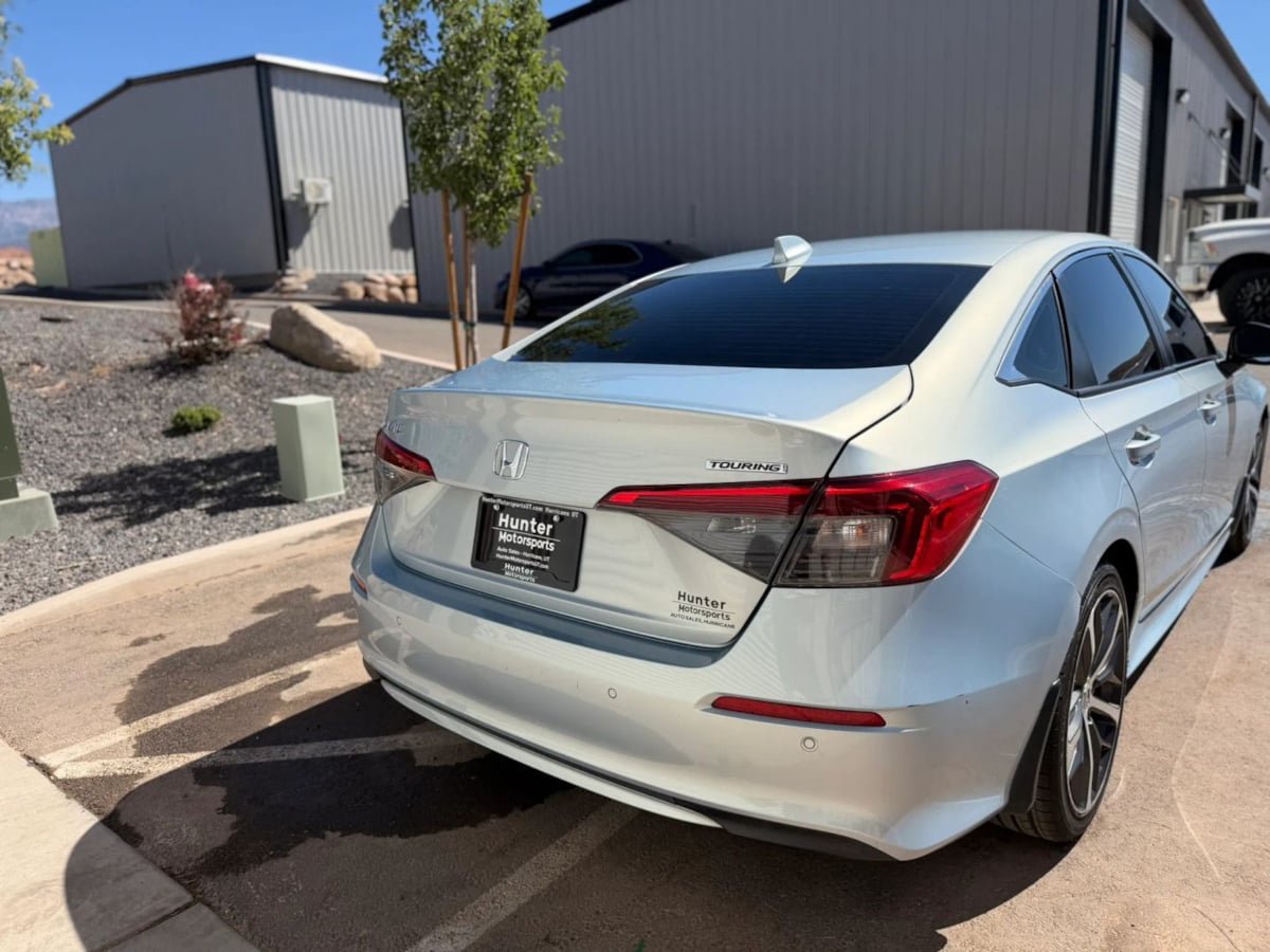 Used 2022 Honda Civic Touring image 8