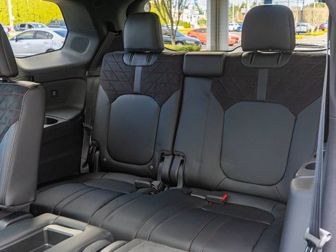 New 2026 Honda Pilot Black Edition image 12