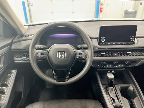 Used 2024 Honda Accord EX image 11