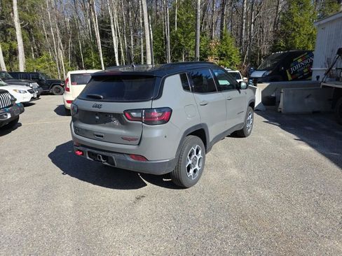 Used 2022 Jeep Compass Trailhawk w/ Trailhawk Elite Group AWD/4WD image 6