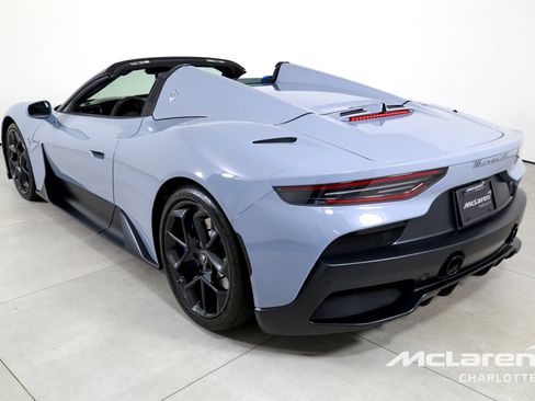 Used 2023 Maserati MC20 Spyder image 8
