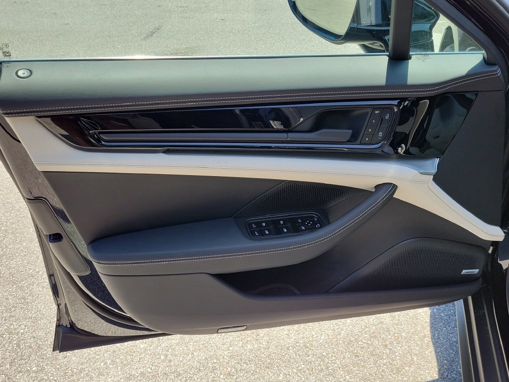 New 2026 Porsche Panamera 4 AWD/4WD image 24
