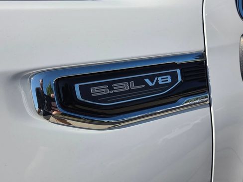 Used 2024 GMC Sierra 1500 SLE w/ X31 Off-Road Package AWD/4WD image 19