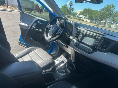 Used 2017 Toyota RAV4 XLE image 21