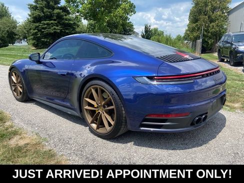 Used 2020 Porsche 911 Carrera 4S AWD/4WD image 3