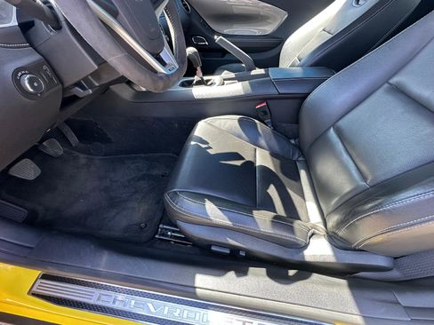 Used 2015 Chevrolet Camaro SS w/ SS Performance Package RWD image 13
