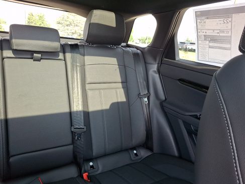New 2026 Land Rover Range Rover Evoque Hoxton AWD/4WD image 16