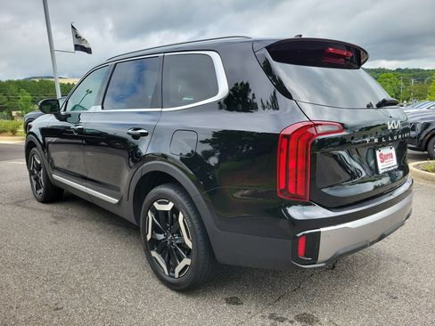Used 2025 Kia Telluride S FWD image 25