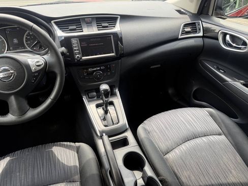 Used 2019 Nissan Sentra SV w/ Special Edition Package FWD image 19