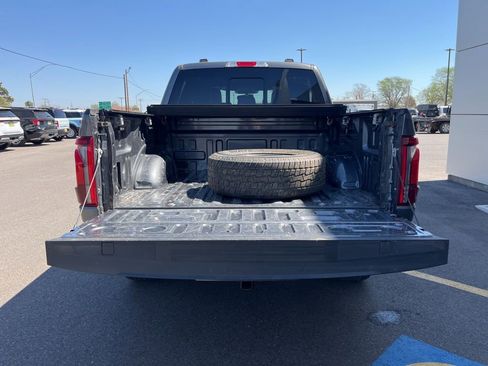 Used 2024 Ford F150 Lariat w/ FX4 Off-Road Package image 9