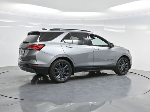 Used 2024 Chevrolet Equinox RS image 30