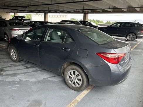 Used 2017 Toyota Corolla L FWD image 2