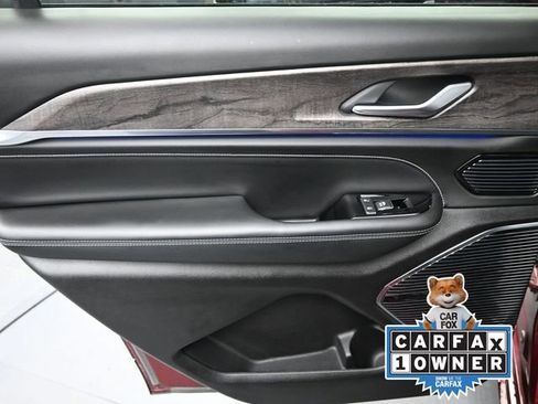 Used 2023 Jeep Grand Cherokee L Overland AWD/4WD image 18