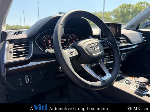 Used 2019 Audi Q5 2.0T Premium Plus w/ Premium Plus Package AWD/4WD image 17